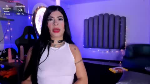 venuss09 online show from 12-15-25, 08:57