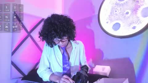 Snapshot of venuss_03 chatting on 12-20-25, 03:02 venuss_03 online show from 12-20-25, 03:02