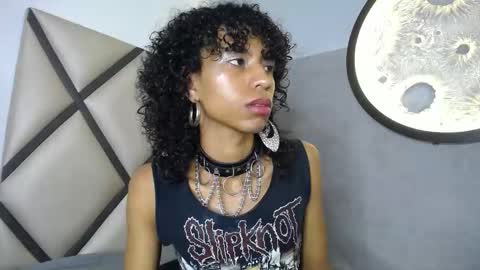 Snapshot of venuss_03 chatting on 01-17-26, 03:44 venuss_03 online show from 01-17-26, 03:44