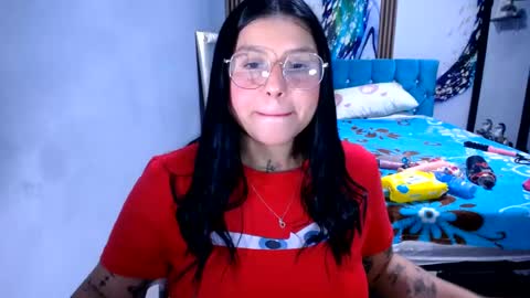 Snapshot of venuswilliamx chatting on 07-18-26, 12:37 venus online show from 07-18-26, 12:37