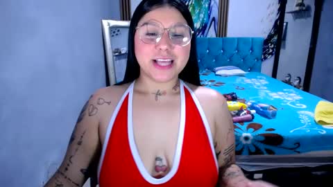Snapshot of venuswilliamx chatting on 07-21-26, 10:12 venus online show from 07-21-26, 10:12