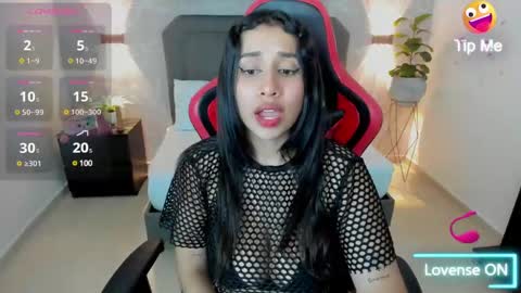 Snapshot of venuz_lee chatting on 01-27-25, 12:58 Nice to greet you my name is Vanessa online show from 01-27-25, 12:58