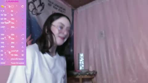  . .      online show from 03-10-25, 12:15