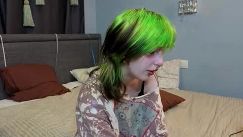 Erica online show from 10-01-25, 08:48