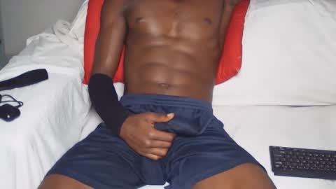 vera_bliss21 online show from 04-17-26, 11:02