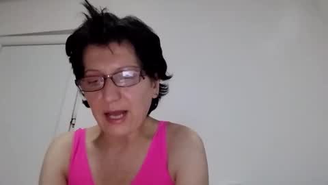 Vera online show from 10-21-25, 06:52