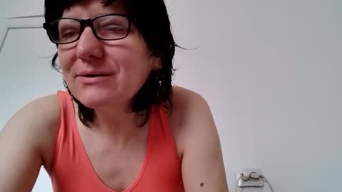 Vera online show from 04-01-26, 06:25