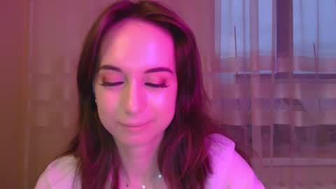 Snapshot of veralush chatting on 10-19-25, 01:34 Una online show from 10-19-25, 01:34