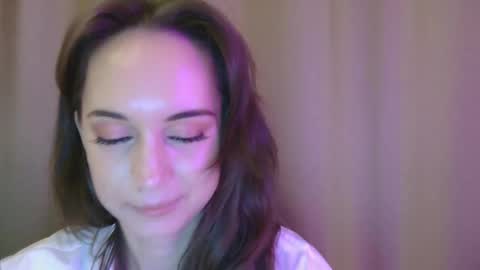 Snapshot of veralush chatting on 10-25-25, 01:40 Una online show from 10-25-25, 01:40