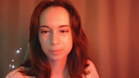 Snapshot of veralush chatting on 11-17-25, 12:44 Una online show from 11-17-25, 12:44