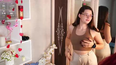 Kate and Anna online show from 10-21-25, 05:57