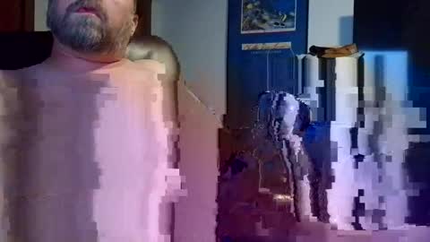 vermontguy76 online show from 12-17-24, 04:23