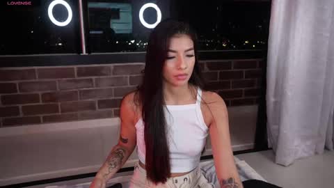 vero_cam online show from 02-19-25, 01:29