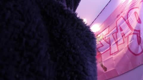     online show from 11-27-25, 11:18