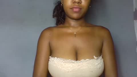 Snapshot of verolla31 chatting on 02-26-25, 10:42 verolla31 online show from 02-26-25, 10:42