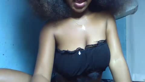 Snapshot of verolla31 chatting on 03-08-25, 07:42 verolla31 online show from 03-08-25, 07:42