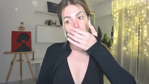 Lolitalolz online show from 03-24-26, 10:04