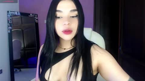 veronica_118 online show from 03-04-25, 02:06