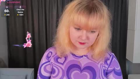 Snapshot of veronica_christensen chatting on 10-06-25, 02:14 Maria online show from 10-06-25, 02:14