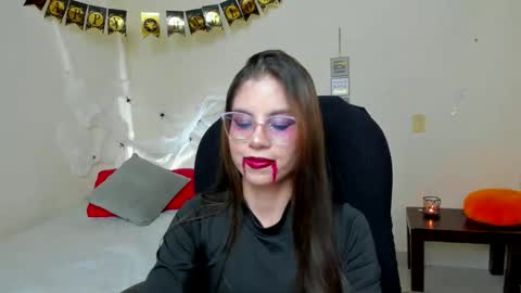 Veronica Miller online show from 10-31-25, 12:44