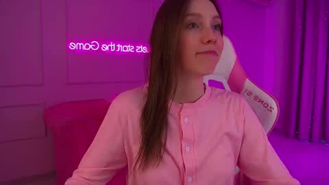 Snapshot of veronicavance chatting on 02-03-26, 06:40 Veronica online show from 02-03-26, 06:40