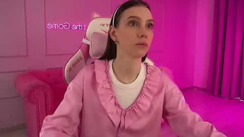 Snapshot of veronicavance chatting on 02-10-26, 07:23 Veronica online show from 02-10-26, 07:23