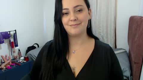 Snapshot of veroniicabbw_ chatting on 07-06-26, 12:35 veroniicabbw_ online show from 07-06-26, 12:35