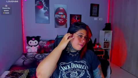 Miss Veronika online show from 10-16-25, 09:21