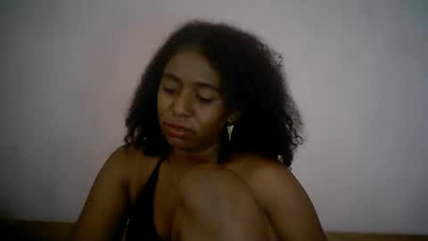 Snapshot of verronique1511 chatting on 10-02-25, 07:21 verronique1511 online show from 10-02-25, 07:21