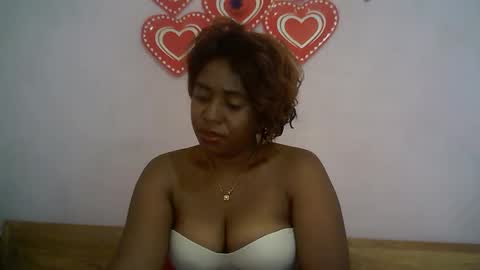 Snapshot of verronique1511 chatting on 10-13-25, 08:03 verronique1511 online show from 10-13-25, 08:03