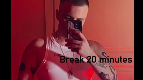Snapshot of vers_gay chatting on 01-04-25, 04:11 Ethan online show from 01-04-25, 04:11