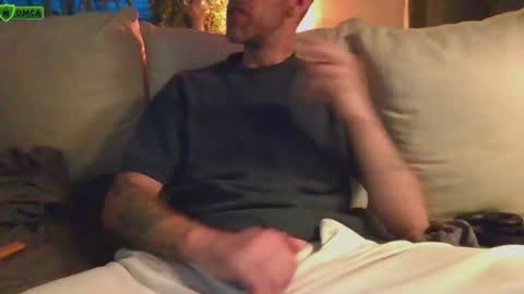 Snapshot of versatilexswede chatting on 07-01-26, 01:07 John online show from 07-01-26, 01:07