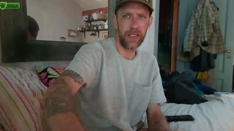 Snapshot of versatilexswede chatting on 07-09-26, 01:37 John online show from 07-09-26, 01:37
