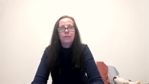 Snapshot of verysassypeachgoddess chatting on 01-12-26, 04:07 verysassypeachgoddess online show from 01-12-26, 04:07