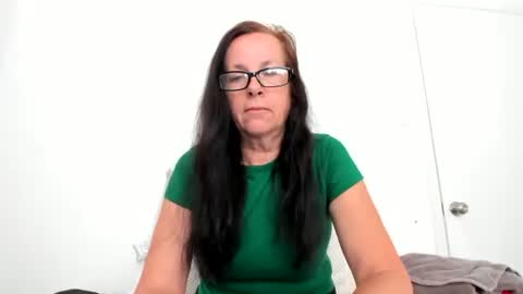 verysassypeachgoddess online show from 05-16-26, 02:38
