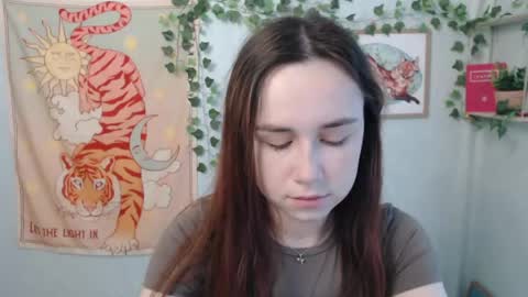 Snapshot of veryveryvery_shy chatting on 06-03-26, 05:54 veryveryvery_shy online show from 06-03-26, 05:54