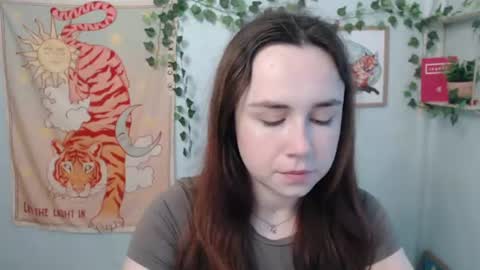 Snapshot of veryveryvery_shy chatting on 06-13-26, 05:38 veryveryvery_shy online show from 06-13-26, 05:38