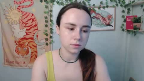 veryveryvery_shy online show from 07-16-26, 05:35