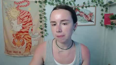 veryveryvery_shy online show from 08-04-26, 05:54