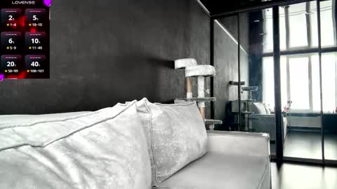 Esta online show from 06-08-26, 02:28