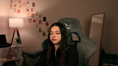 Rachel online show from 11-27-25, 07:38