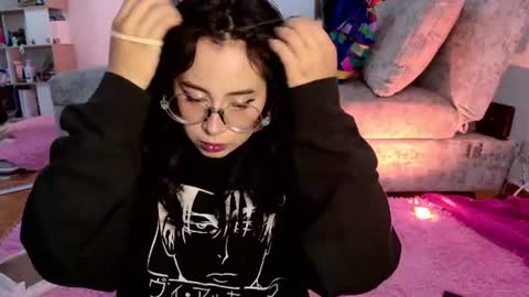 Victoria online show from 08-09-26, 12:21