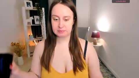 Camilla online show from 06-12-26, 05:45