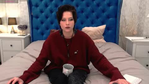 Snapshot of via_mayer chatting on 11-06-25, 07:31 Via online show from 11-06-25, 07:31