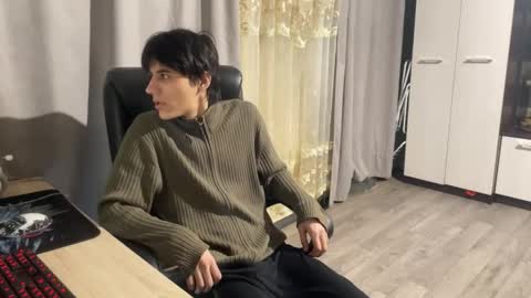 Snapshot of vialeras chatting on 12-18-25, 01:33 vialeras online show from 12-18-25, 01:33