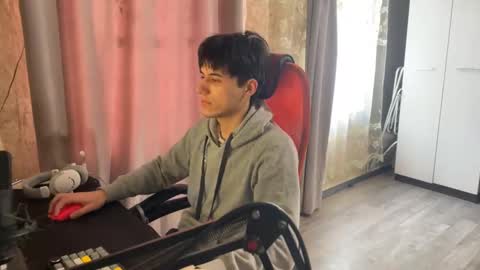 Snapshot of vialeras chatting on 02-02-26, 10:25 vialeras online show from 02-02-26, 10:25