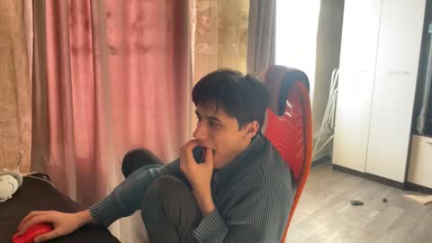 Snapshot of vialeras chatting on 02-14-26, 09:17 vialeras online show from 02-14-26, 09:17