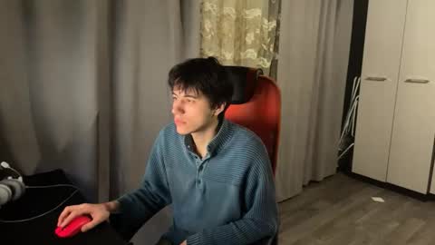 Snapshot of vialeras chatting on 03-13-26, 10:05 vialeras online show from 03-13-26, 10:05