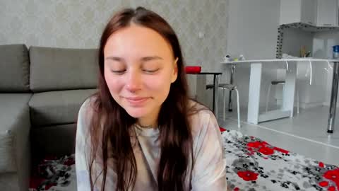 Snapshot of vibeshifter_ chatting on 05-21-26, 12:12 Eleonora online show from 05-21-26, 12:12