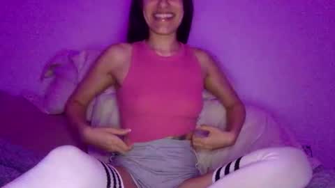 Snapshot of vibingwithchloe chatting on 01-09-25, 12:46 chloe online show from 01-09-25, 12:46